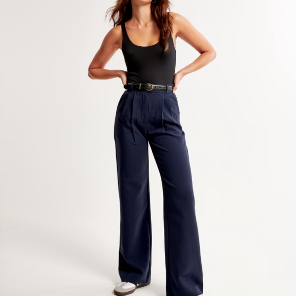 A&F Sloane Tailored Wide Leg Pant